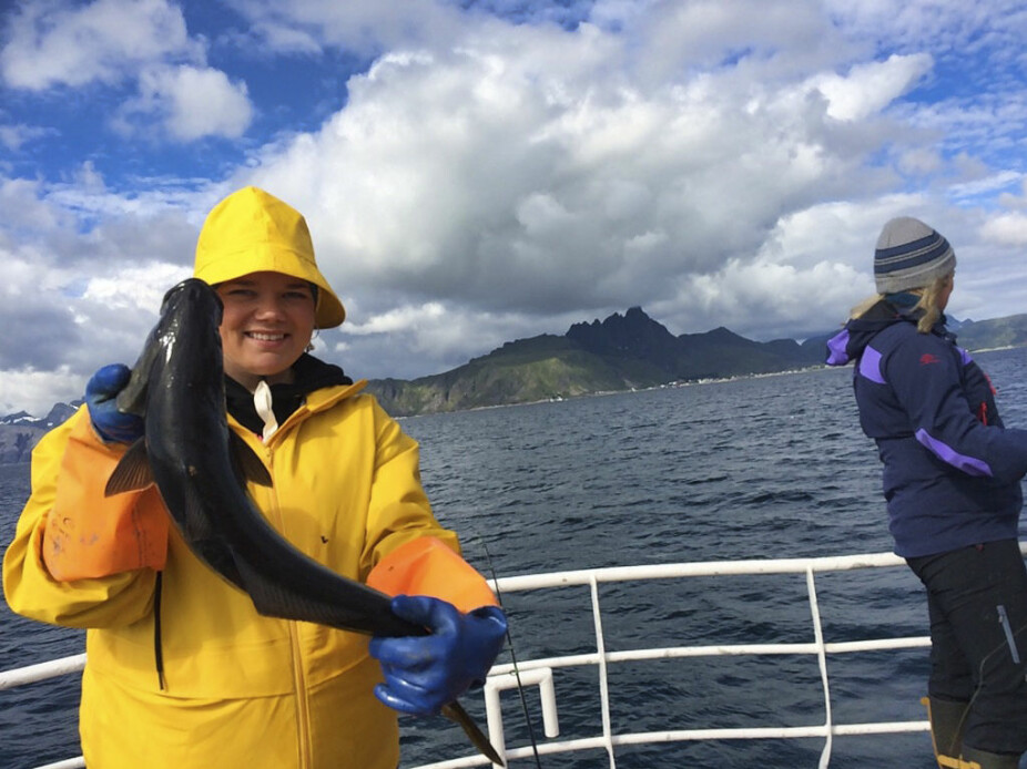 <b>FISKETUR:</b> Linda fikk være med en skipper på fisketur – og hun fikk fisk!