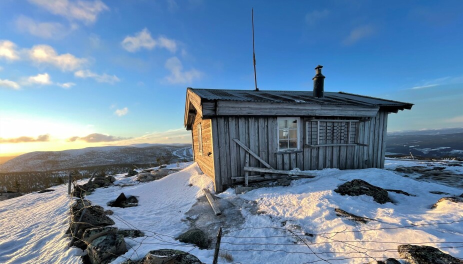 ÅPEN HYTTE: Den spektakulære hytta har 360 graders utsikt og kan brukes helt gratis.