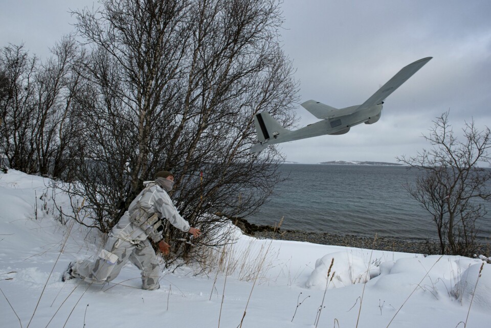 EKSPERTER: Kystjegerne har opparbeidet dronekompetanse både til sjøs og i felt.