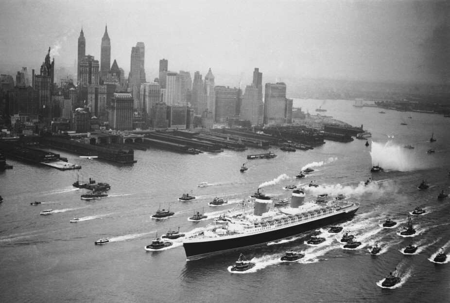 <b>STOLTHET:</b> Det var full nasjonal jubelstemning da SS United States ankom New York havn for første gang.