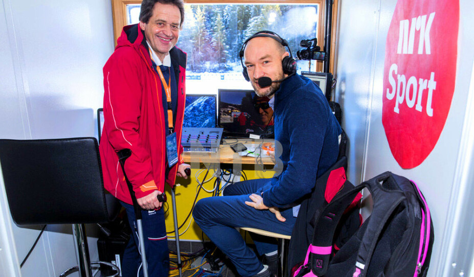 <b>PÅ JOBB:</b> Jann Post kommenterer både ski og friidrett for NRK. Her sammen med makkeren Torgeir Bjørn under Tour de Ski 2019. 