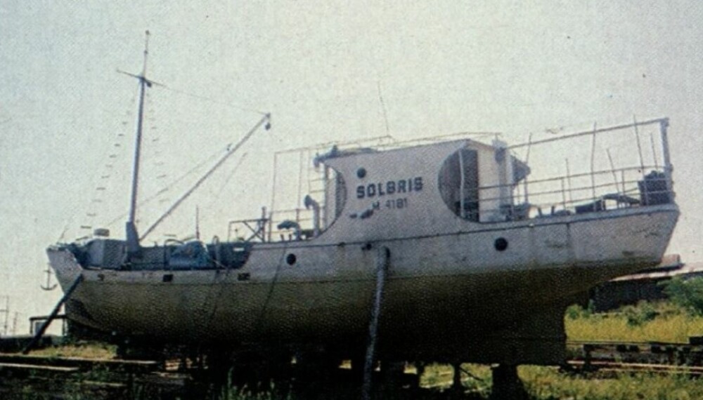 SOLBRIS: Først lystyacht, så "nazi-ferge". Da Vi Menn dro til Paranå nord for Buenos Aires, lå Solbris på land for rutinemessig vedlikehold.