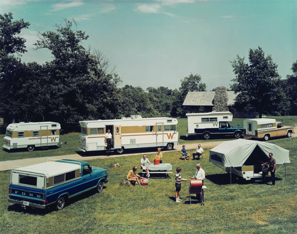 <b>CAMPINGREKKEN:</b> Winnebago har produsert hele rekken av mobile campingprodukter – campingvogn, bobil, teltvogn og pickup med påbygg.