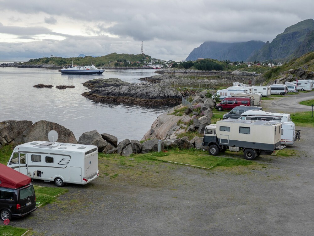 <b>BOBILENE KOMMER:</b> I dag dominerer bobilplassene på mang en campingplass, som for eksempel Moskenes camping i Lofoten.