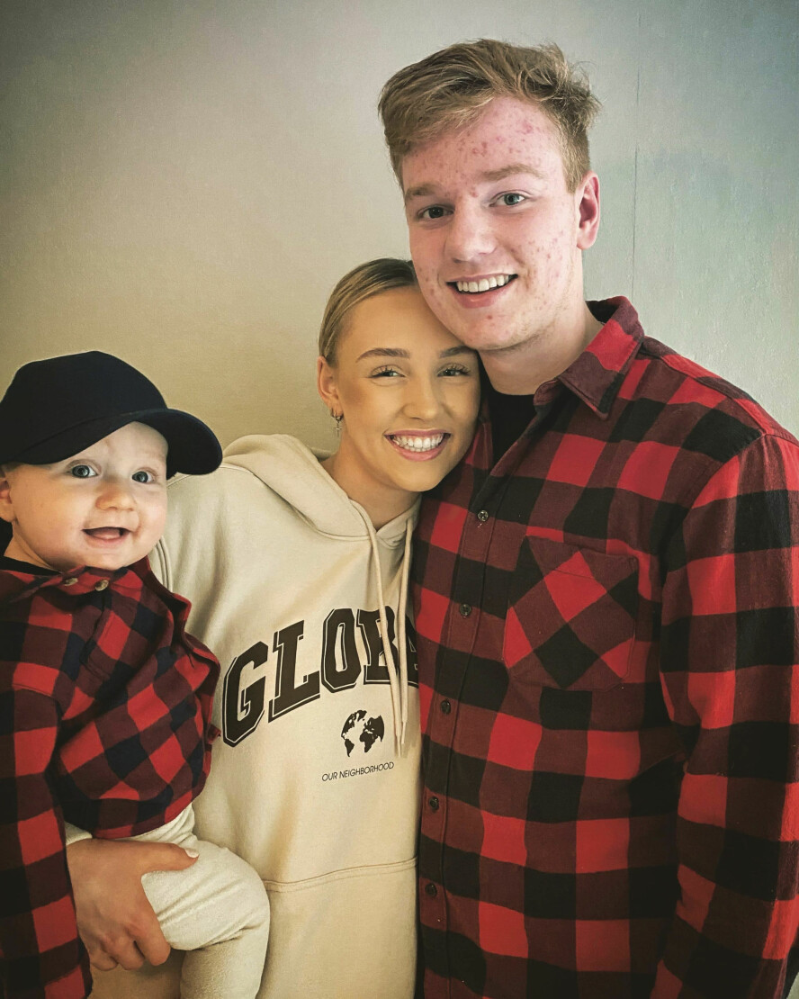 VÅRT BARN: Sebastian og Karina bor fremdeles hjemme hos foreldrene. William sover sammen med dem på Karinas soverom.