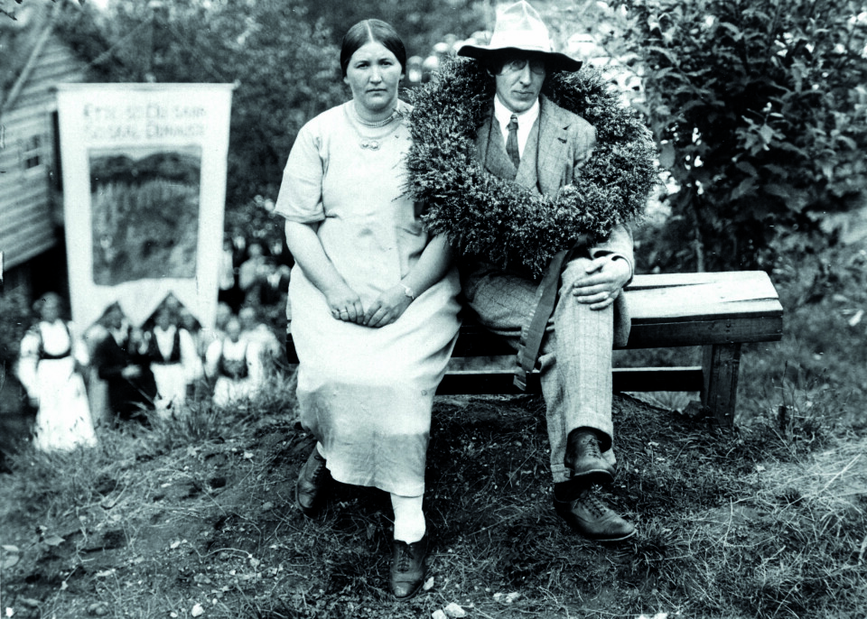 LYKKELIGE ÅR: Engel Astrup, giftet seg med Nikolai som 15-åring. Hun støttet sin mann i tykt og tynt og var alltid ved Nikolais side i de lange sykdomsperiodene.