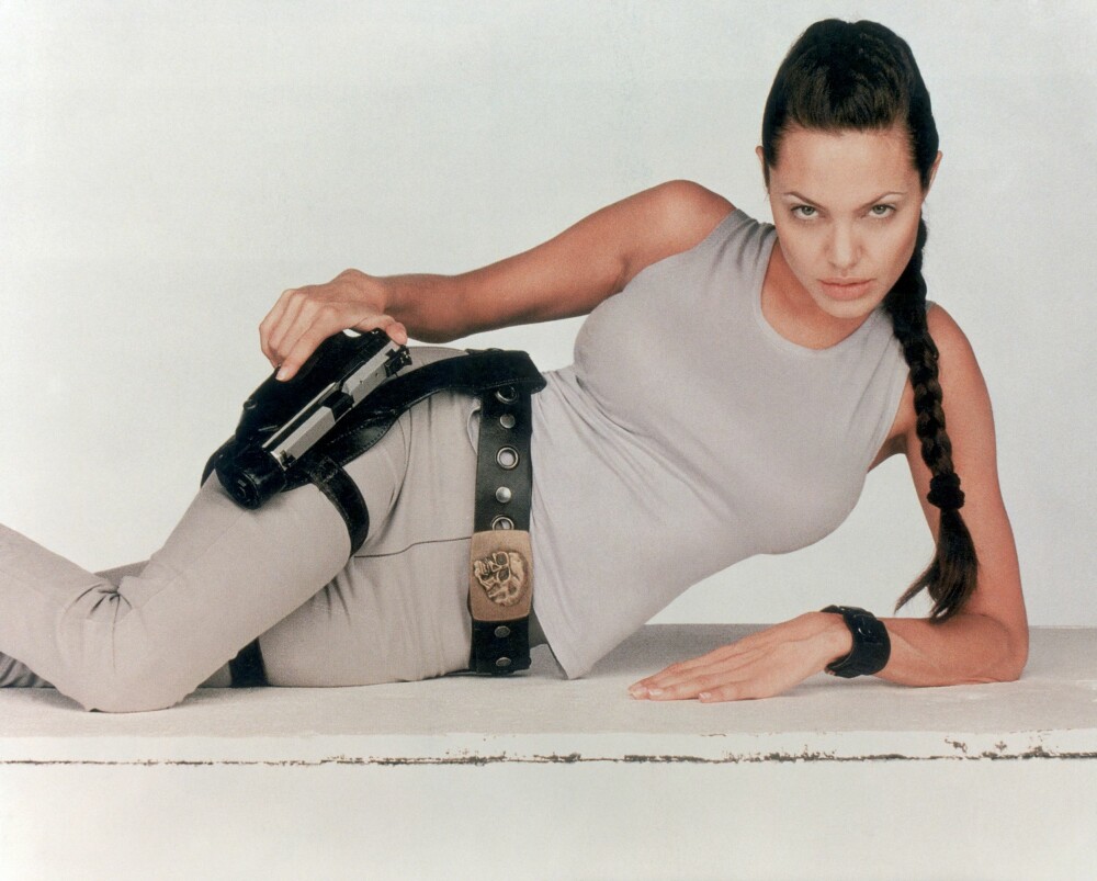 <b>ACTIONSTJERNE:</b> Filmen «Lara Croft: Tomb Raider» sement­erte Angelinas status som en av Holly­woods superstjerner.