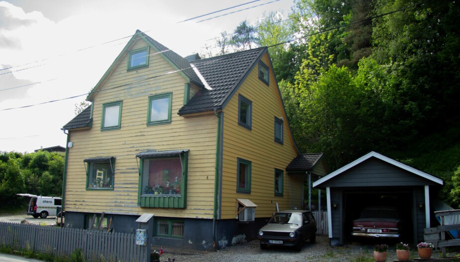 <b>RENOVERING: </b>Tor Henning støtte på en overraskelse underveis i renoveringen av sitt store hus fra 1950.