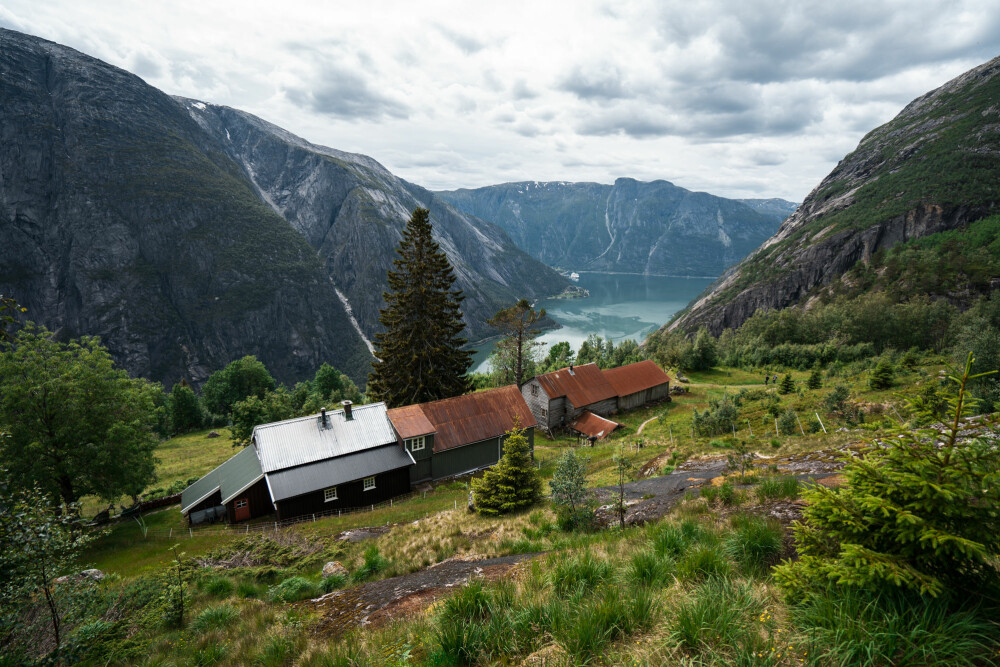 <b>FJELLGÅRD:</b> Før bilveien kom i 1974 var Kjeåsen i Eidfjord en av Norges mest utilgjengelige fjellgårder.