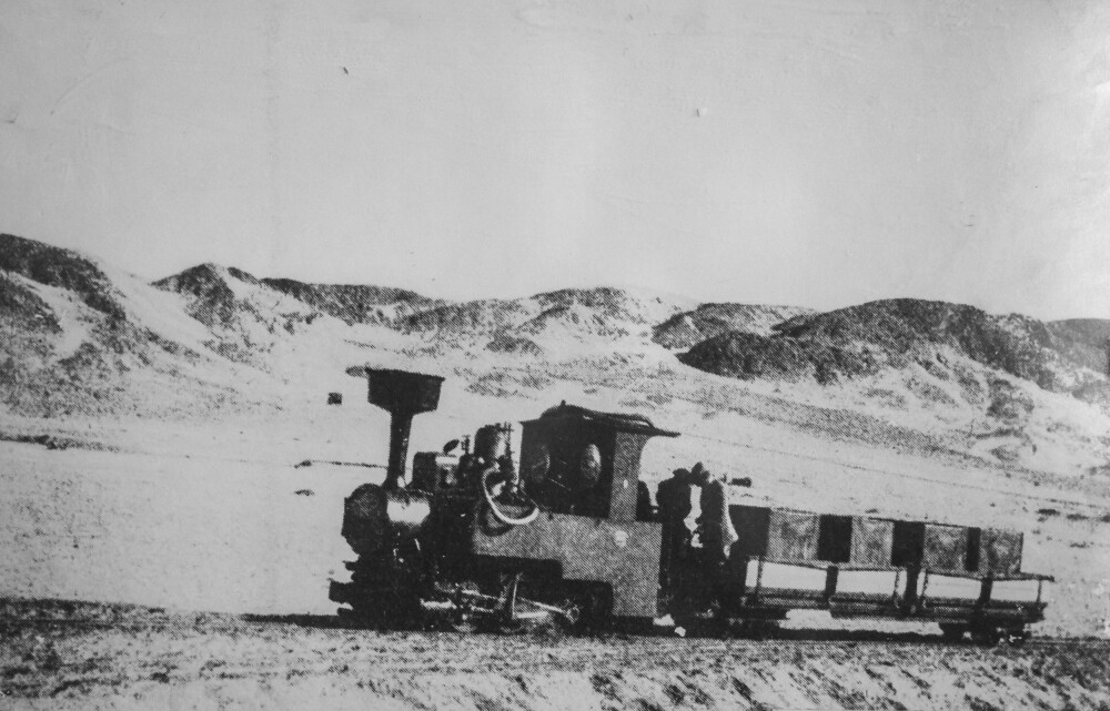 <p class="MSONORMAL" style=""><b>VERDIFULL LAST:</b> Kolmanskop ble knyttet til resten av verden med jernbanen, her fra den gang byen var bebodd. Linjen er fortsatt delvis i bruk.</p>
