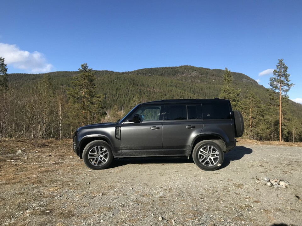 BAKKEKLARING: Maksimal bakkeklaring med luftfjærer er 29,1 centimeter.