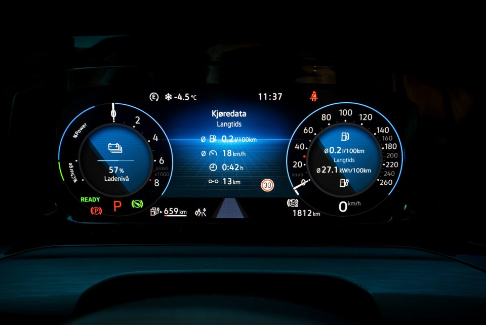 DIGITAL: Instrumenter og betjening er et av områdene det er størst forskjell på den nye og gamle modellen.
