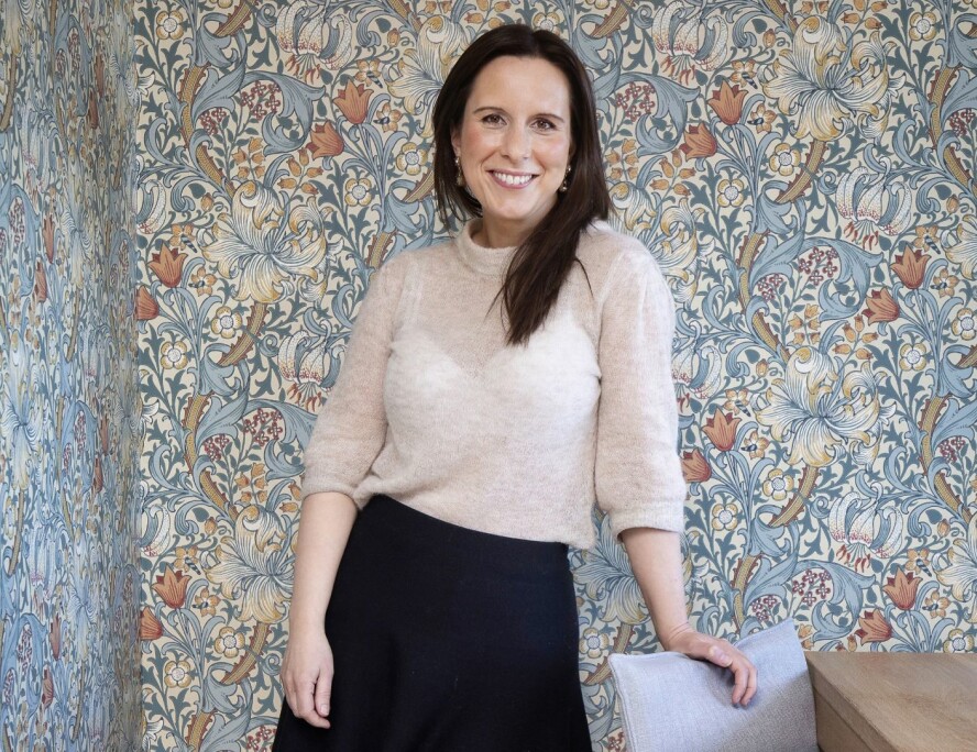 SMERTENE FORSVANT: Jeanette Brynildsen fikk bedre helse av å følge en kostplan tilpasset sine helseutfordringer. Da hun kuttet ut sukker og raske karbohydrater, forsvant både smertene og de overflødige kiloene.