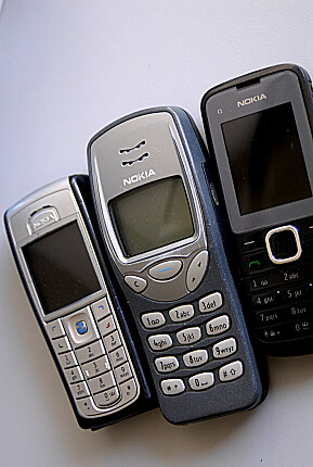 GØY MED ORDLISTE: Ordlisten på de gamle mobiltelefonene hadde stor underholdningsverdi på 90-tallet.