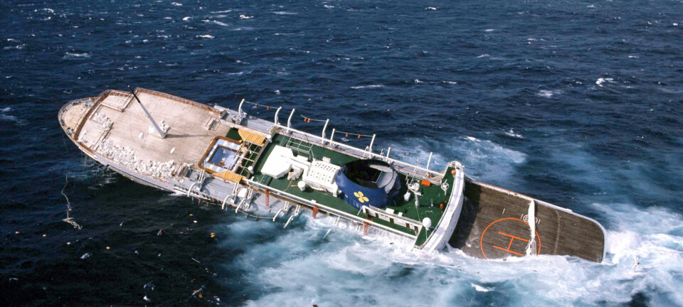 Redningen kom fra uventet hold da kapteinen forlot passasjerene på det synkende skipet