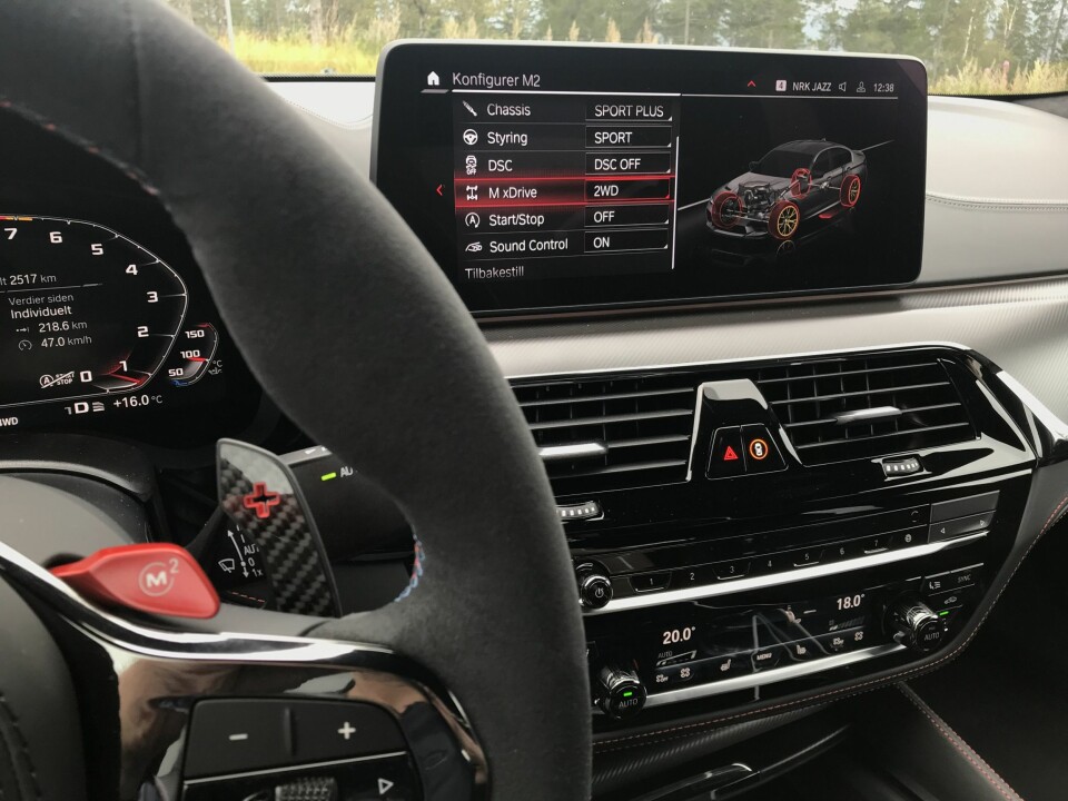 2WD: Du kan skru av stabilitetskontrollen og sende all kreftene til bakhjulene.