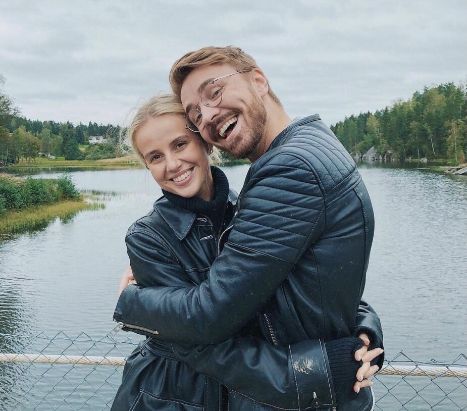 GODE VENNER: Joakim Kleven og Anniken Jørgensen ble gode venner etter innspilling av "Sweatshop" i 2015. Nå gleder de seg til å dele denne opplevelsen med hverandre