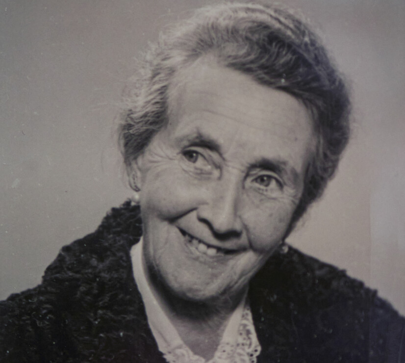 MOR: − Jeg er takknemlig for å ha fått så fin oppdragelse og tenker ofte på mine foreldre med glede. De fikk meg alltid til å føle meg trygg og god. Jeg ble godt tatt vare på, sier Grace om foreldrene Margit og Johan.