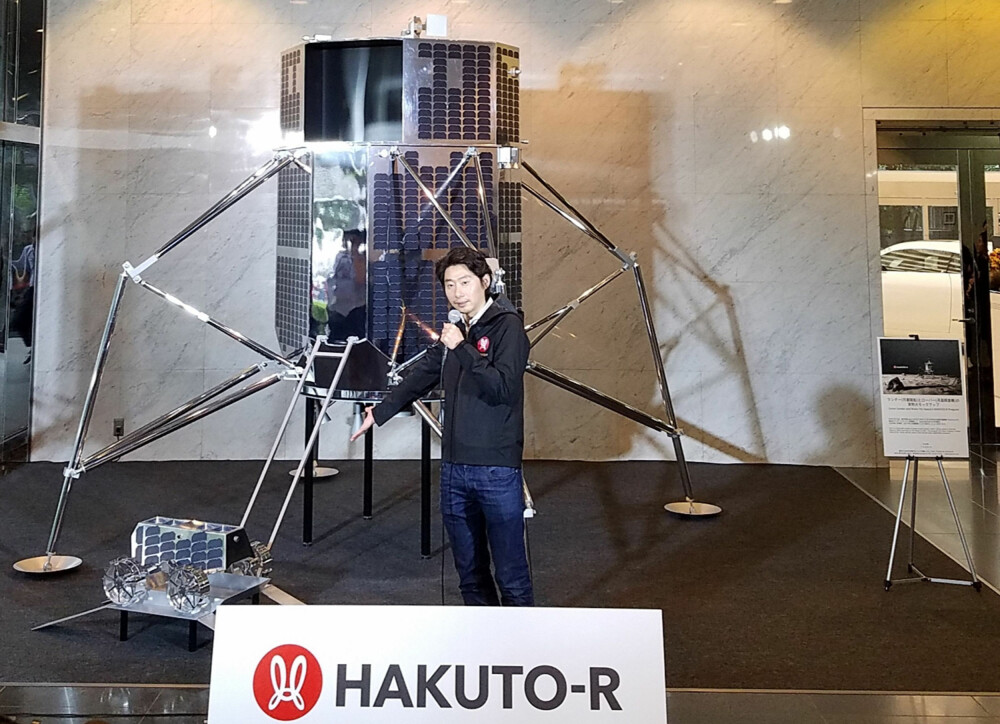 <b>LANSERING:</b> Styreformann Takeshi Hakameda i ispace fortalte allerede i 2018 at de planla to måneekspedisjoner sammen med SpaceX.