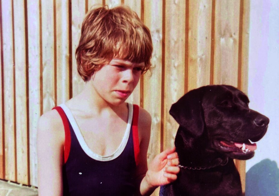 <b>ELSKER DYR: </b>Tore fikk sin første hund da han var 12 år gammel. – Jeg har alltid elsket dyr, sier Tore.
