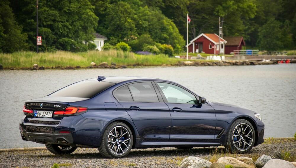 BMW 5-serie har alle egenskapene som kler den kraft­fulle drivlinjen.