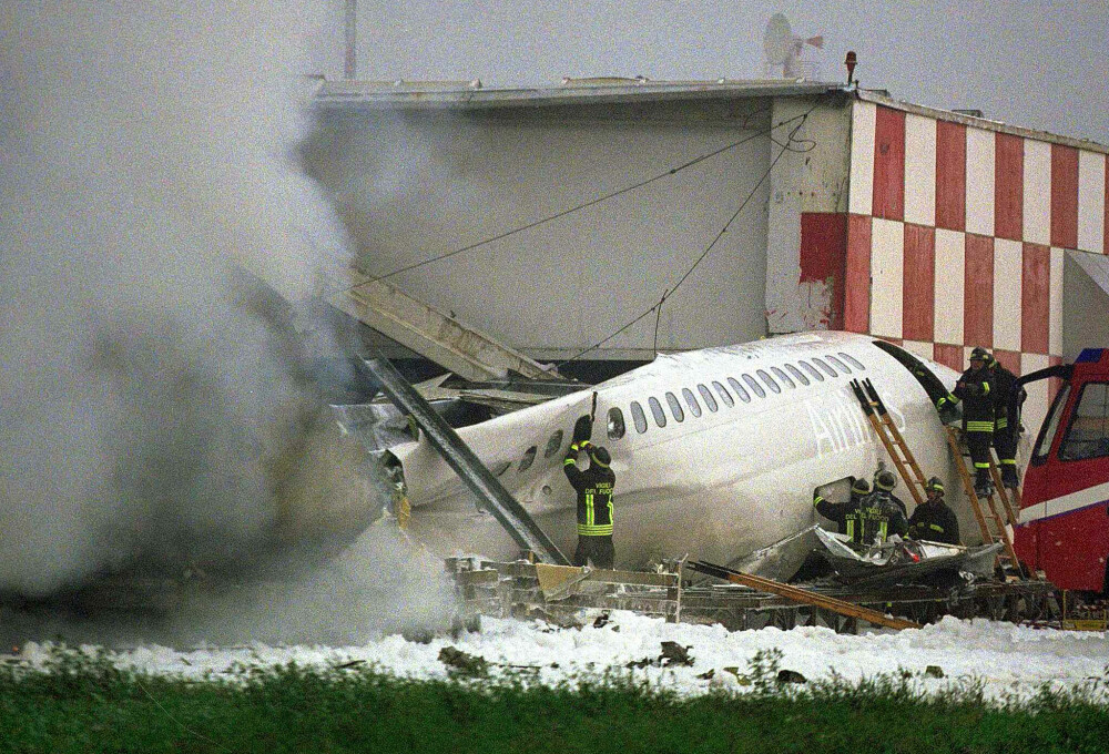 <b>FEIL PÅ FEIL:</b> Tåke, menneskelig svikt, og en rekke feil på flyplassen så alvorlige at flere ansvarlige ble idømt lange fengselsstraffer, var årsaken til at SAS-flyet «Lage Viking» kolliderte.