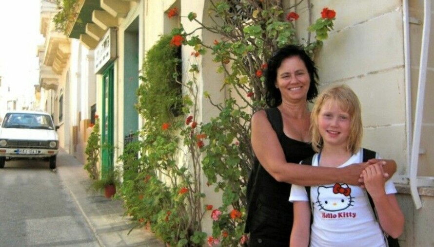 REDDET LIV:– Jeg tenkte hele veien at jeg reddet mamma fordi jeg lente meg inntil henne. Jeg var med mamma på sykehuset hver dag den sommeren, forteller Agnete.