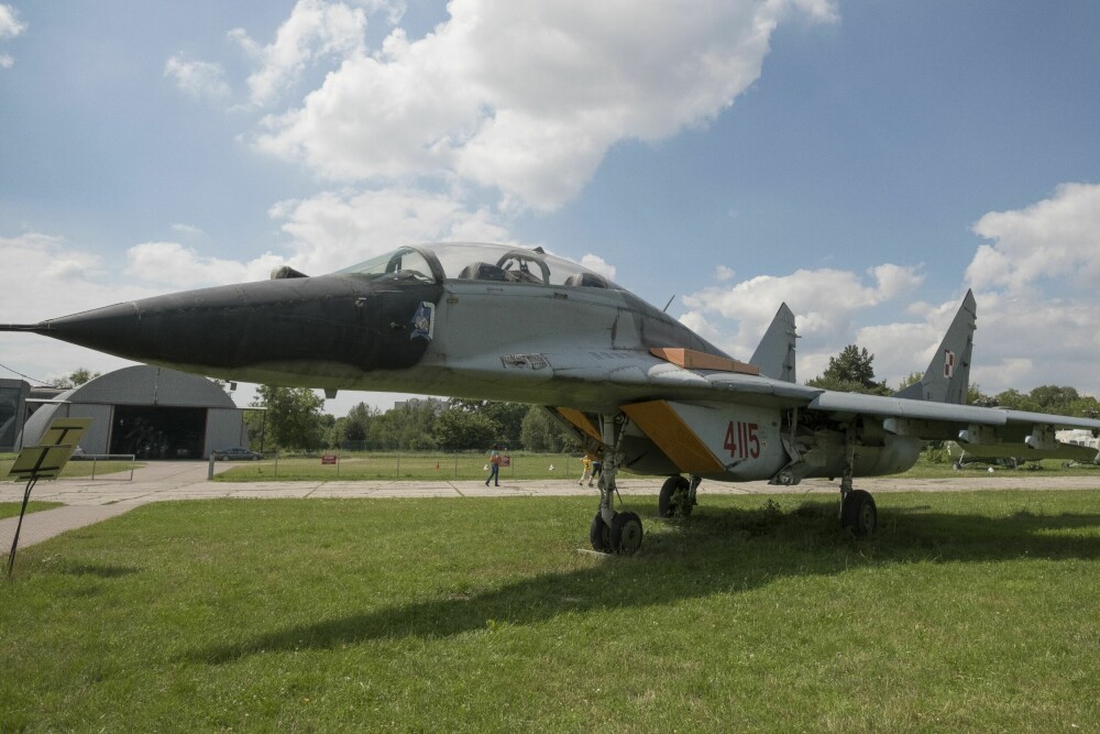 <b>FLYMUSEUM:</b> Mikoyan MiG-29UB på flymuseet i Krakow. Museet har en enorm samlig og er virkelig verdt et besøk dersom du er interessert i luftfart.