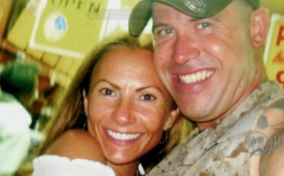 <b>DOBBELTSPILL:</b> Yvonne Baldelli falt hodestups for ekssoldaten Brian Brimager,