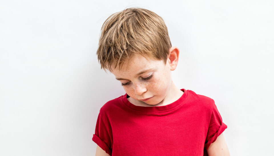 FORSTÅ BARNET: Snakk med barnet om følelser. Allerede fra ung alder klarer de å sette ord på det de føler.