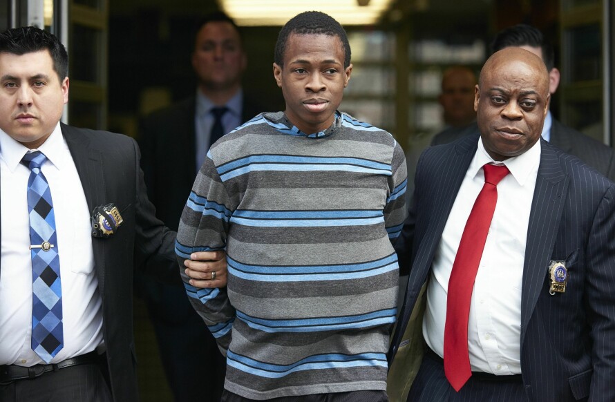 LURT ELLER AVSLØRT: Chanel Lewis umiddelbart etter pågripelsen for drapet på Karina Vetrano. Antirasistiske aksjonister mener 20-åringen ble lurt til å tilstå og at DNA-bevisene som knytter ham til drapet ikke er gyldige på grunn av politiets arbeidsmetoder.