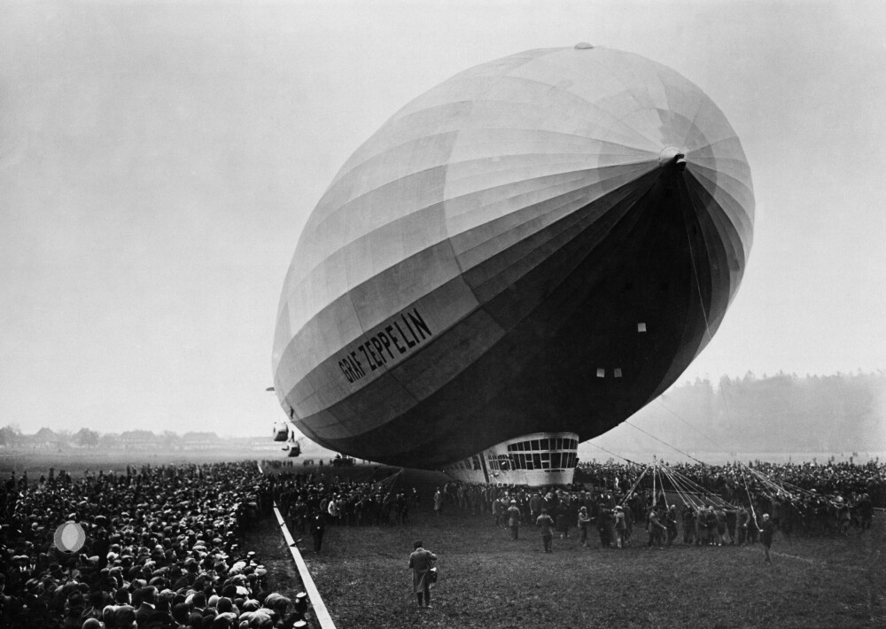 <b>GIGANTEN:</b> «Graf Zeppelin» lander i ­Friedrichshafen etter en ferd til USA.