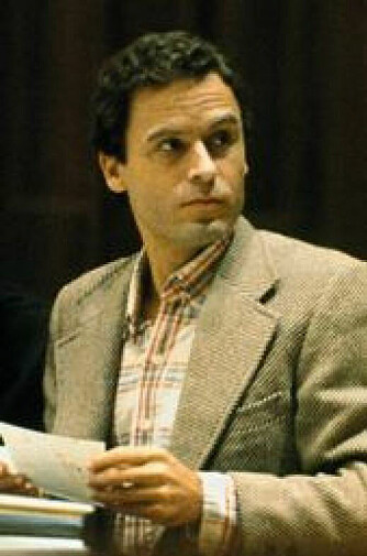<b>«THE PROFILER»:</b> Da etter­forskerne var som mest fortvilt, oppsøkte de en annen voldtekts­drapsmann i fengsel, Ted Bundy, og ba om hjelp til å lage en psykologisk profil av Green River-morderen. Bundy traff voldsomt bra på ett par punkter.