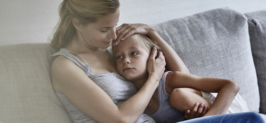 SMERTER I UNDERLIVET: Det kan være mange årsaker til at barnet ditt klager over vondt i tissen.