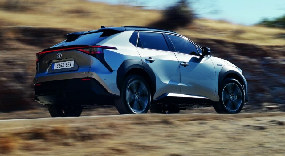 <b>ELMOTORER:</b> Toyotas nye elbil kan fås med firehjulstrekk eller kun trekk på forhjulene.