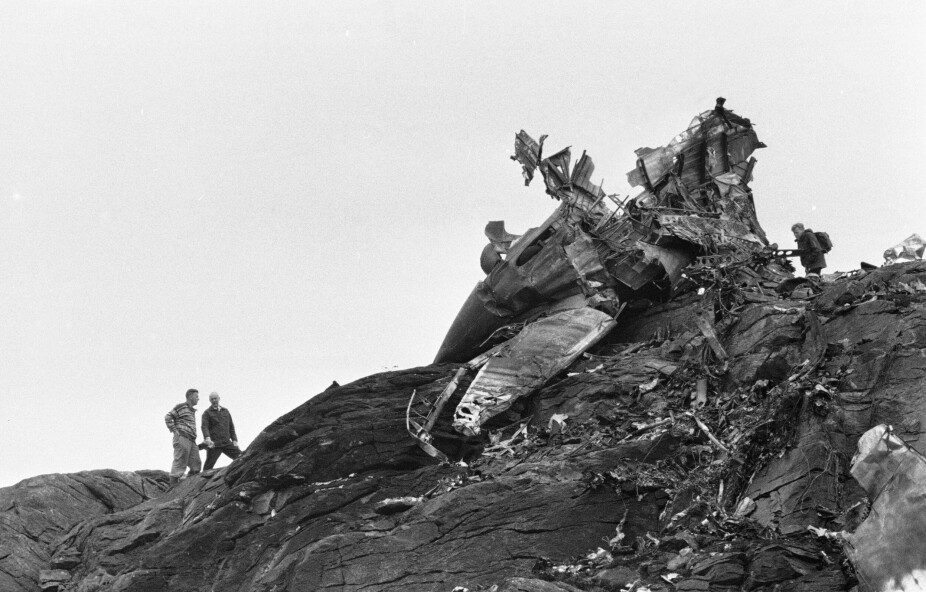 <b>FUNNET NESTE MORGEN:</b> For 62 år havnet Vickers Viking-flyet ut av kurs og styrtet i et norsk fjell. Blant passasjerene var flere britiske skolegutter.
