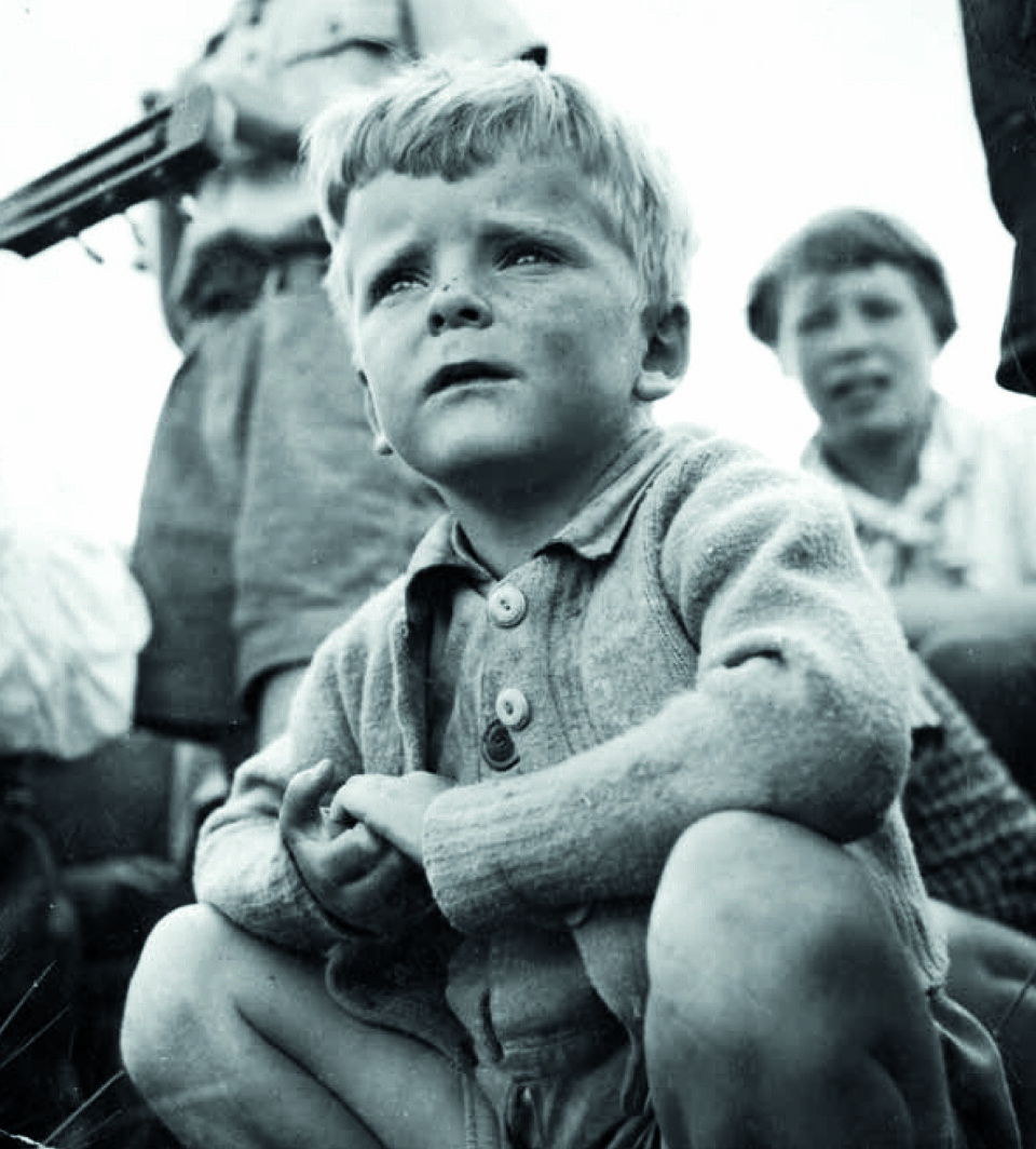 TIDLIG KRØKES: Her er Klaus på forfatterforeningsleir på Oksenøen i Oslofjorden.