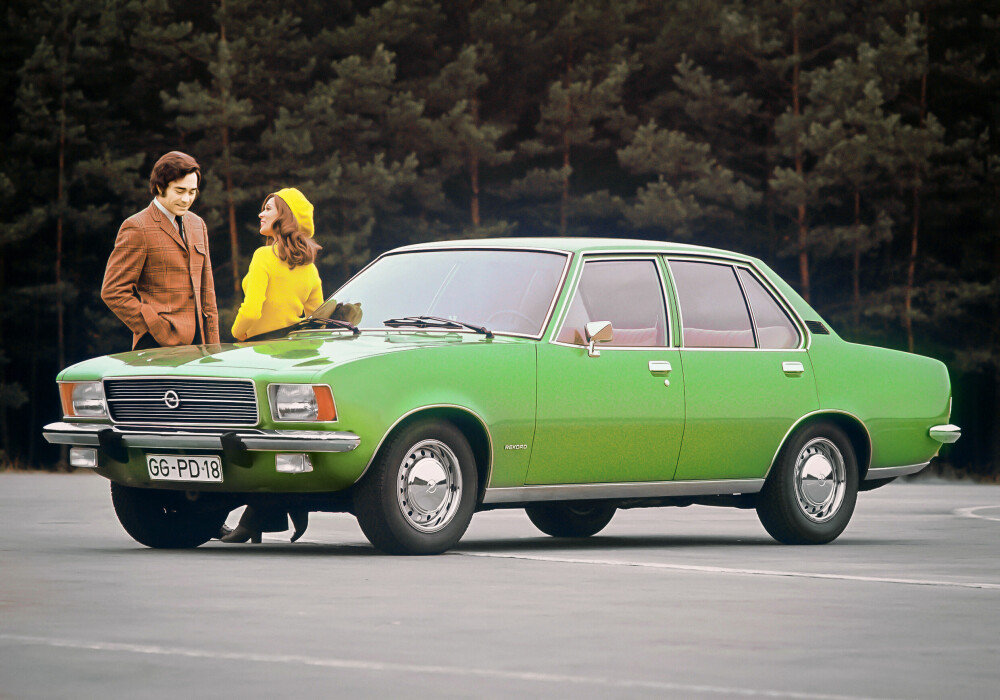 <b>50 ÅR SIDEN:</b> Opel Rekord D ble produsert fra 1971 til 1977. Da en ny Rekord-generasjon ble lansert i september 1977 hadde 1 128 196 Rekord D og 140 827 Commodore B rullet av produksjonslinjen i Rüsselsheim.