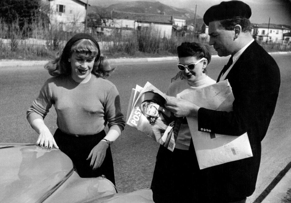 <b>AKTIV:</b> Roberta Cowell var stadig på farten. Her er hun i Nice i 1954.