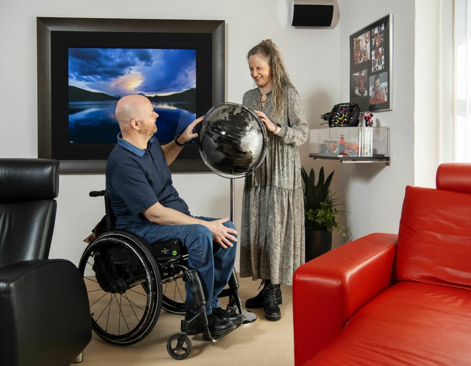 REISER VERDEN RUNDT: – Når Kurt er lykkelig smitter det over på meg – og motsatt, sier hans kone.