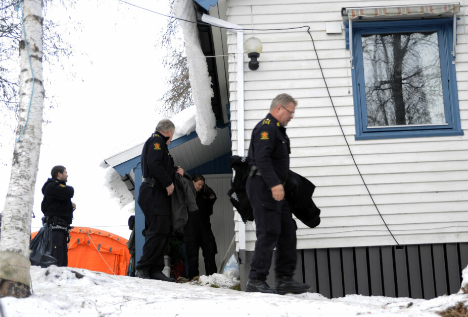 <b>GRANSKET HUSET:</b> Politiet gjennomførte åstedsgranskning i huset til Per Vålnes i Balsfjord. Teorien var at mannen var drept i huset, men politiet står fortsatt uten noen bevis.