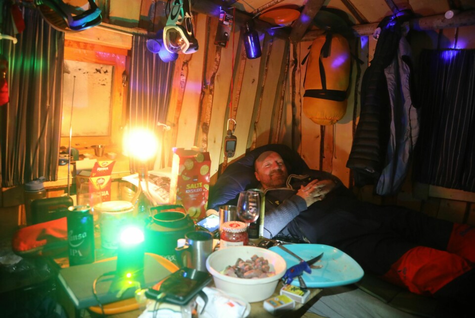 RIKDOM: Fangstmannslivet er rikt – både på dagtid og kveldstid. Rikdommen måles hverken i antall ryper eller penger.