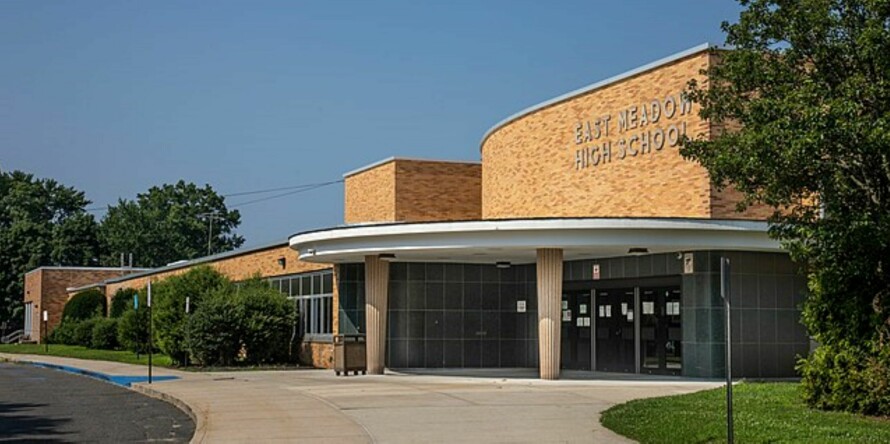 MISTRIVDES: Joel Rifkin ble mobbet på East Meadow High School og slet med å tilpasse seg på videregående, tross sin IQ på 128.