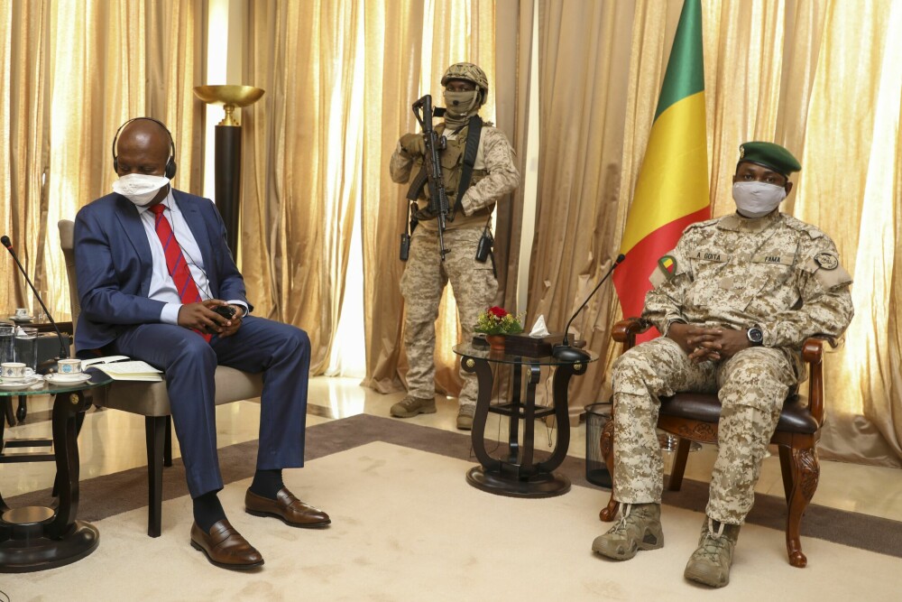 <b>UNDERSØKELSER:</b> De afrikanske nasjonene forholder seg foreløpig avventende til kuppene. Her er det Kenyas ambassadør i FN som under­søker situasjonen i Mali, der Assimi Goïta to ganger har grepet makten.