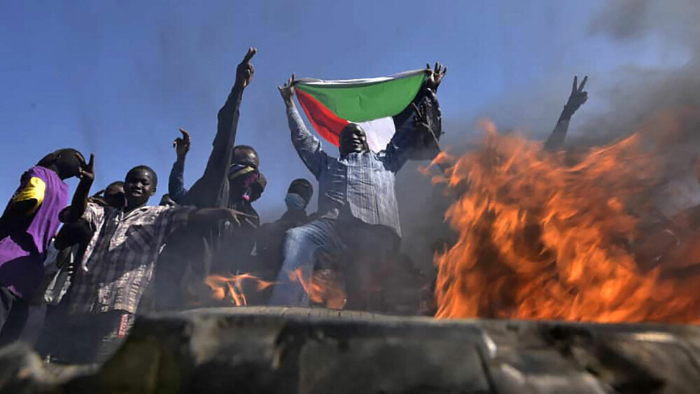 <b>PROTESTER:</b> Opptøyene mot kuppmakerne i Sudan har ført til en rekke voldelige sammenstøt.