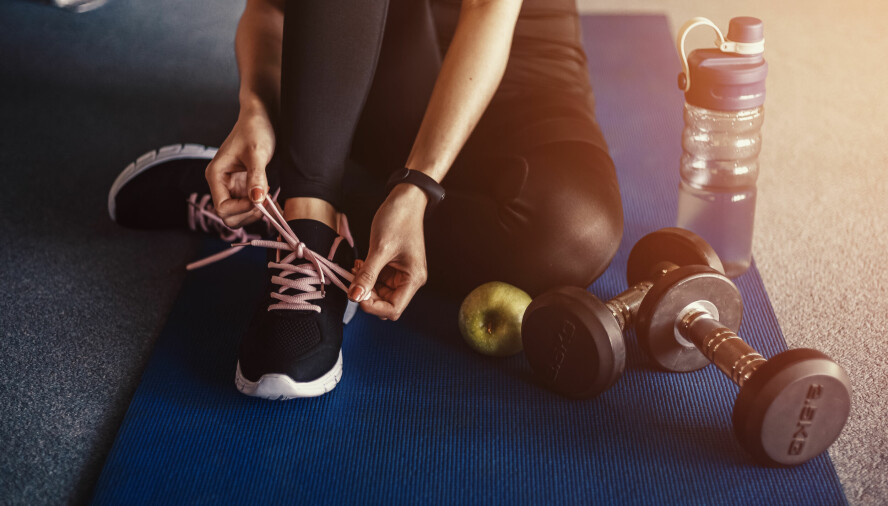 BESTE MAT FOR TRENING: Å bygge muskler og samtidig spise lite kalorier eller kutte ut karbohydrater, vil ikke gi deg det beste resultatene.