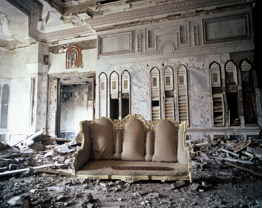 Saddam la landet i ruiner mens han bygde gigantiske palasser