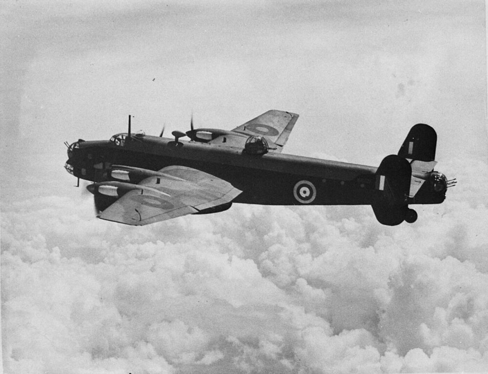 <b>TRYGG TRANSPORT:</b> Med et Halifax-fly ble Odd Wichstrøm Nielsen fløyet til Norge og kampene mot tyskerne. 