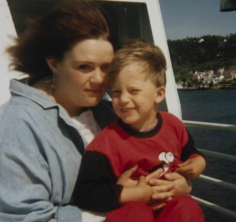 <b>NÆRT FORHOLD: </b>Daniel vokste opp med mamma Laila. De to hadde et nært forhold hele livet. De dro ofte på båtturer og fisketurer sammen.