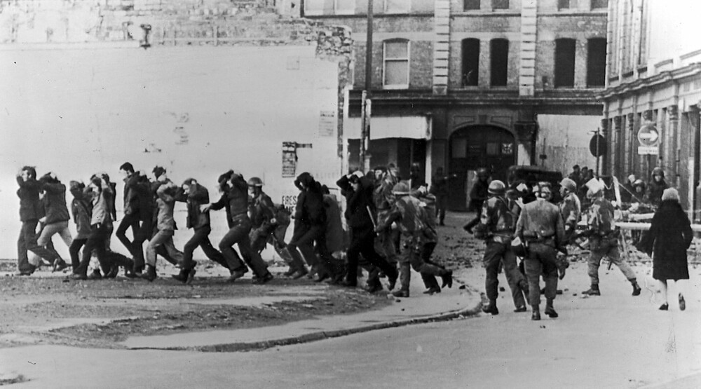 <b>STARTET:</b> Borgerrettsmarsjen i Derry var organisert av North­ern Ireland Civil Rights Asso­ciation, men erklært som ulovlig av myndighetene i Stormont-parla­mentet. Det utviklet seg til en av de mørkeste kapitlene i perioden kjent som «The Troubles».